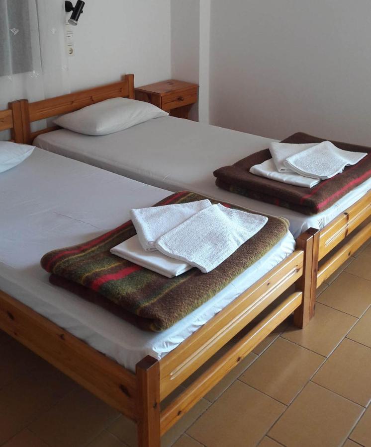 Artemis rooms Frangokastello Buitenkant foto